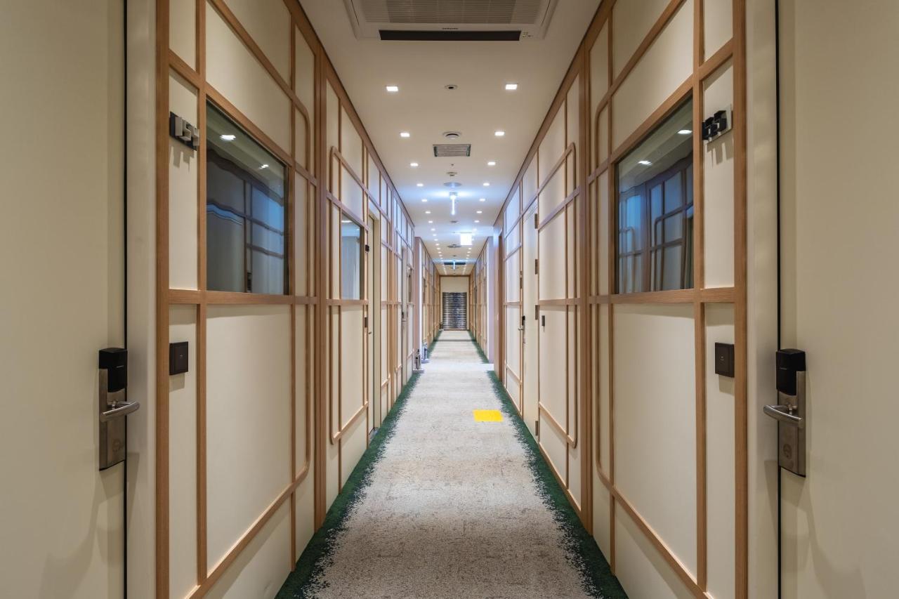 Darakhyu Yeosu Capsule Hotel By Walkerhill Zewnętrze zdjęcie